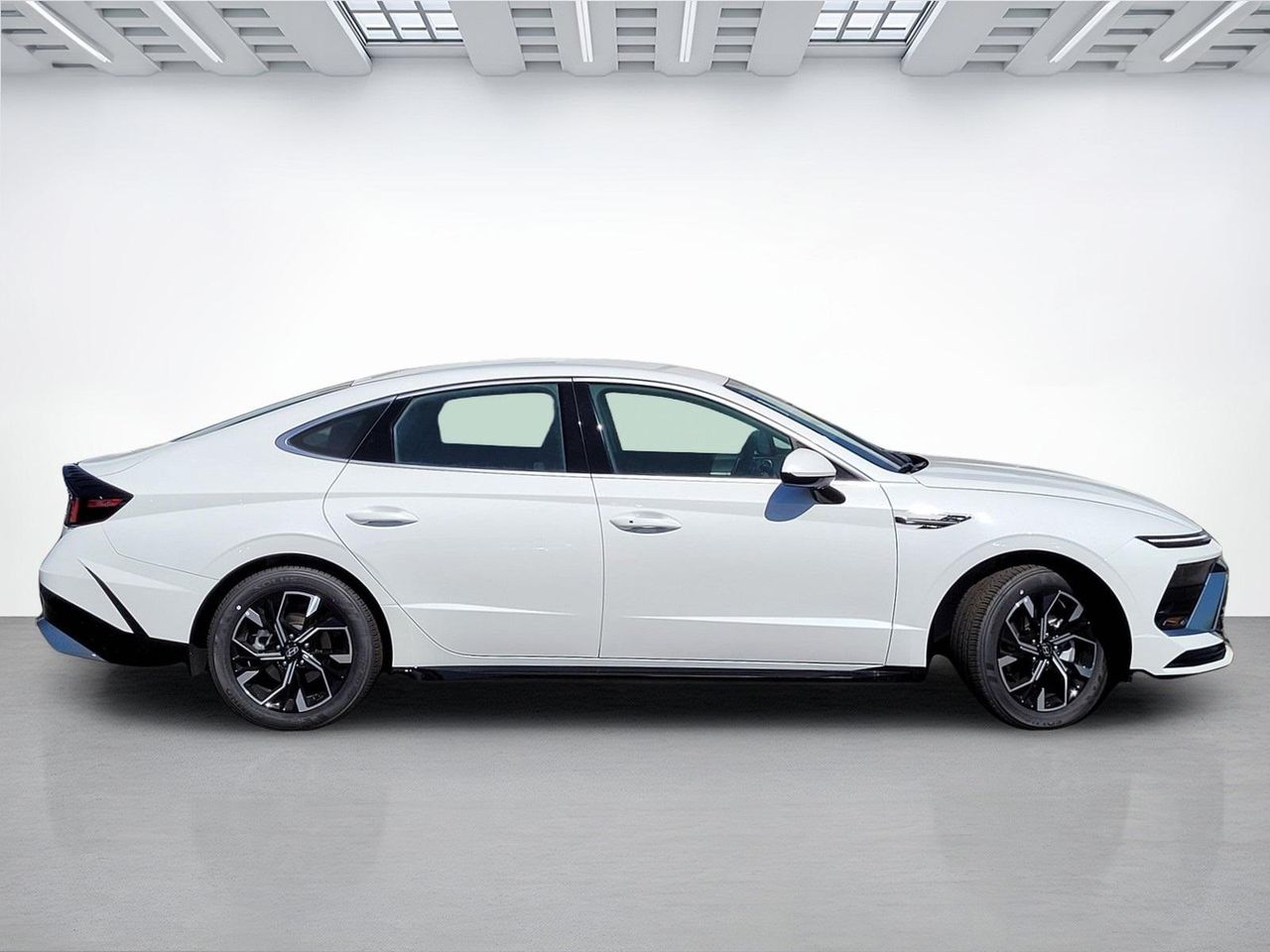 2025 Hyundai Sonata SEL photo 4