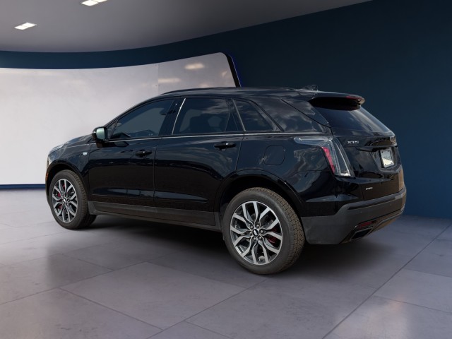2022 Cadillac XT5 Sport photo 3