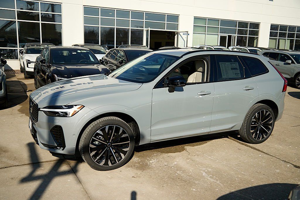 2026 VOLVO XC60 - Image 5