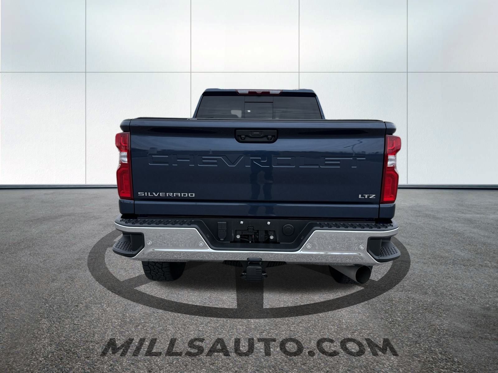 2020 Chevrolet Silverado 2500HD LTZ photo 4