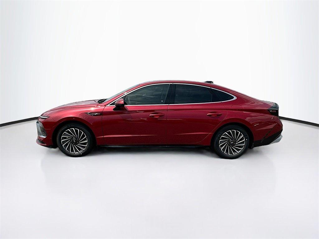 2025 Hyundai Sonata Hybrid SEL photo 3