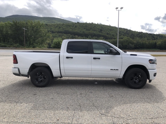 2025 Ram 1500 Tradesman photo 2