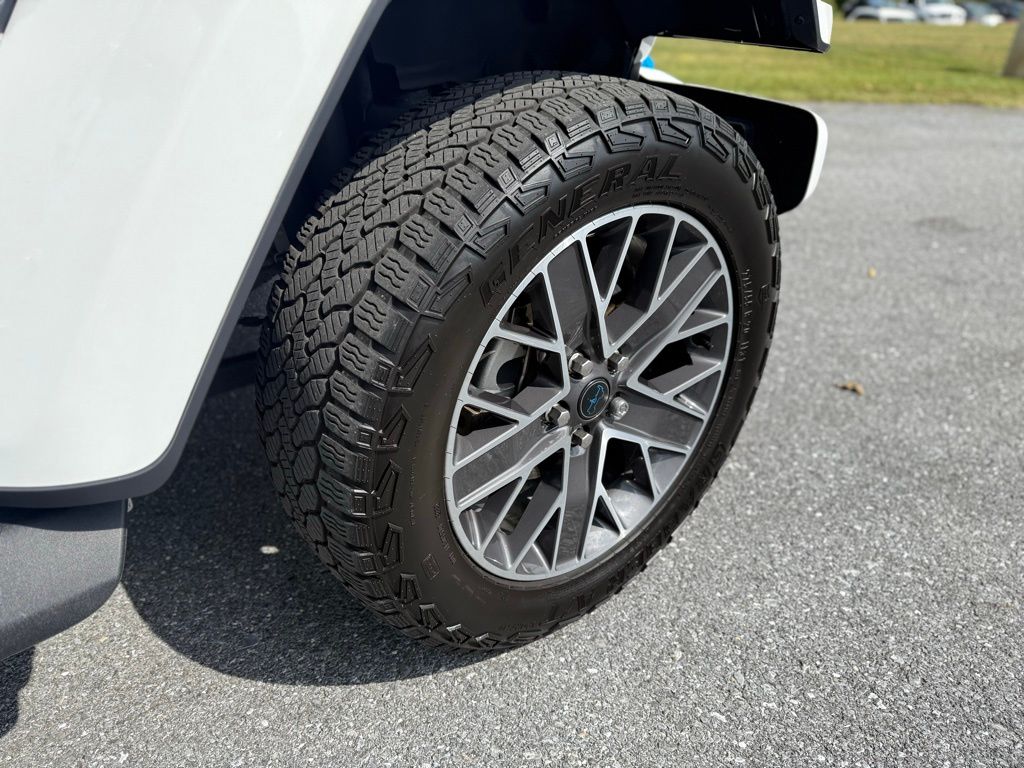 2024 Jeep Wrangler High Altitude 4xe photo 7