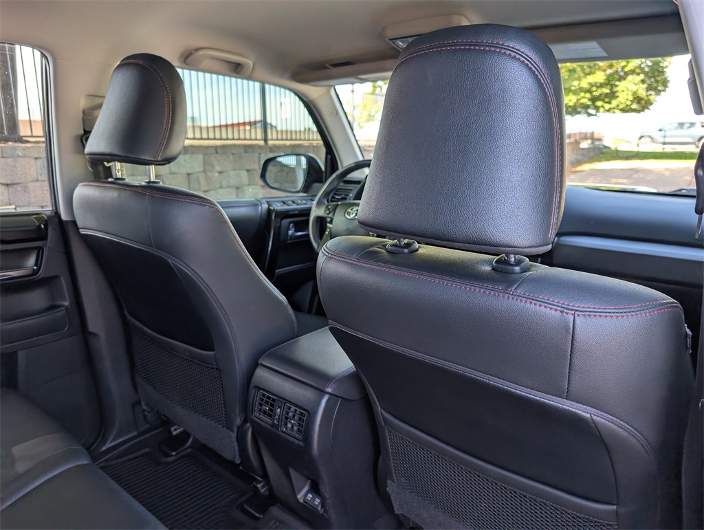 2020 Toyota 4Runner TRD Off-Road photo 20