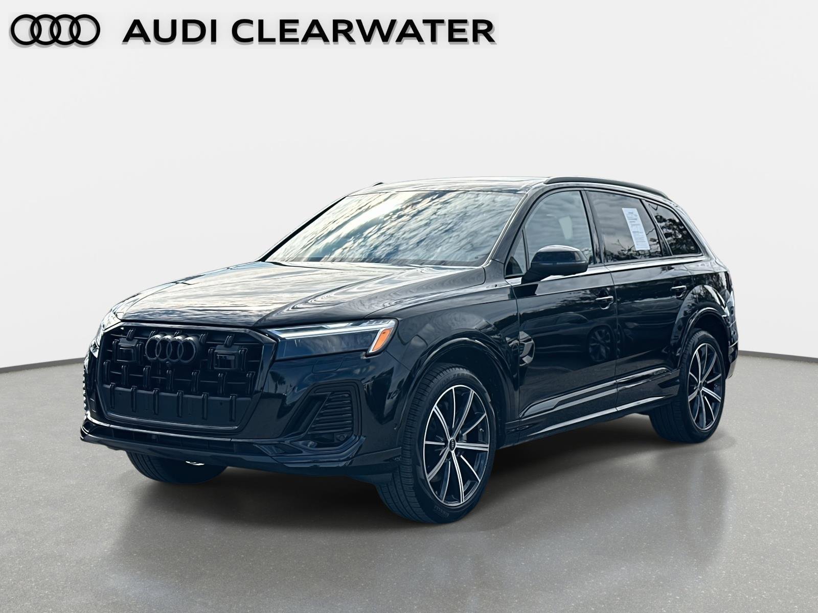 2025 Audi Q7 Premium Plus's photo