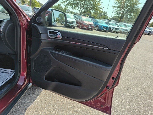 2018 Jeep Grand Cherokee Limited photo 18