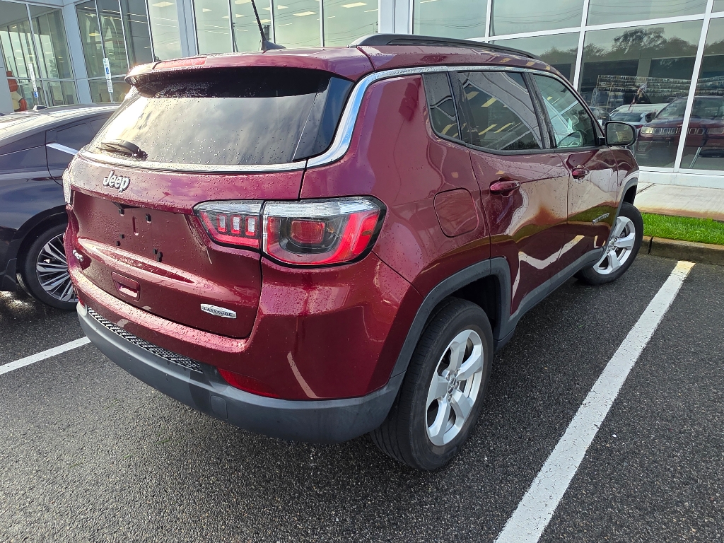 2020 Jeep Compass Latitude photo 3
