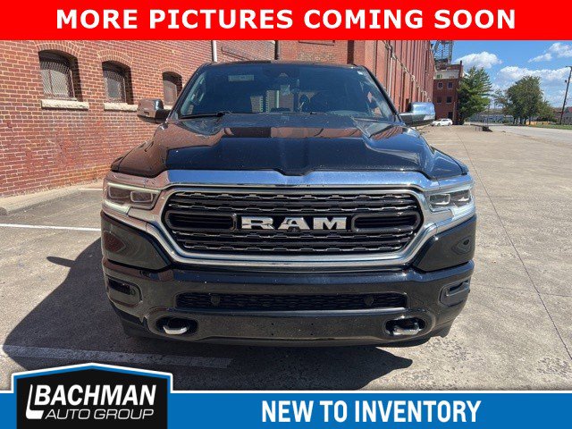 2022 Ram 1500 Limited photo 2