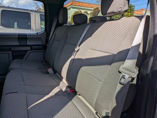 2015 Ford F-150 XLT photo 12