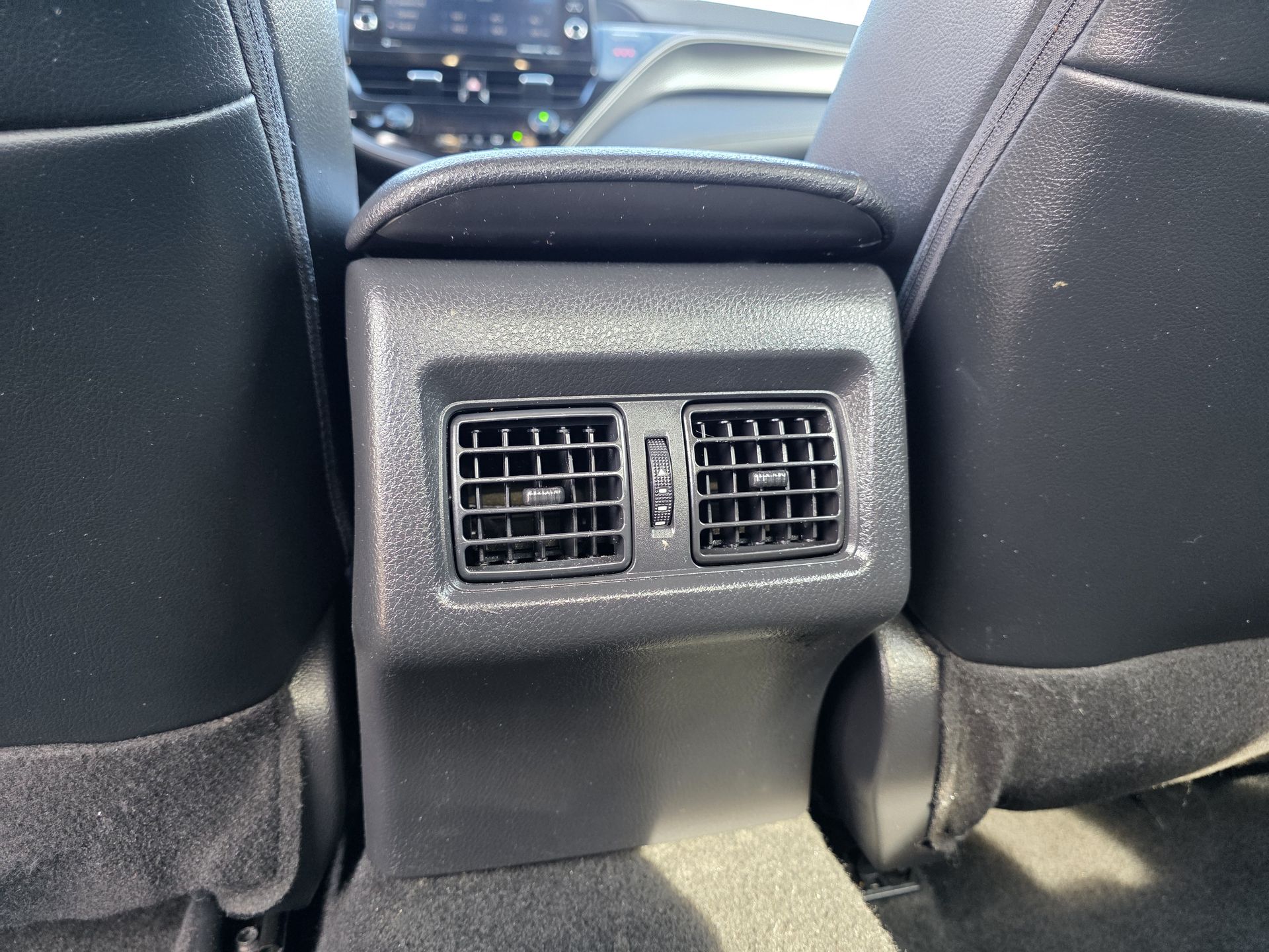 2022 Toyota Camry XSE photo 19