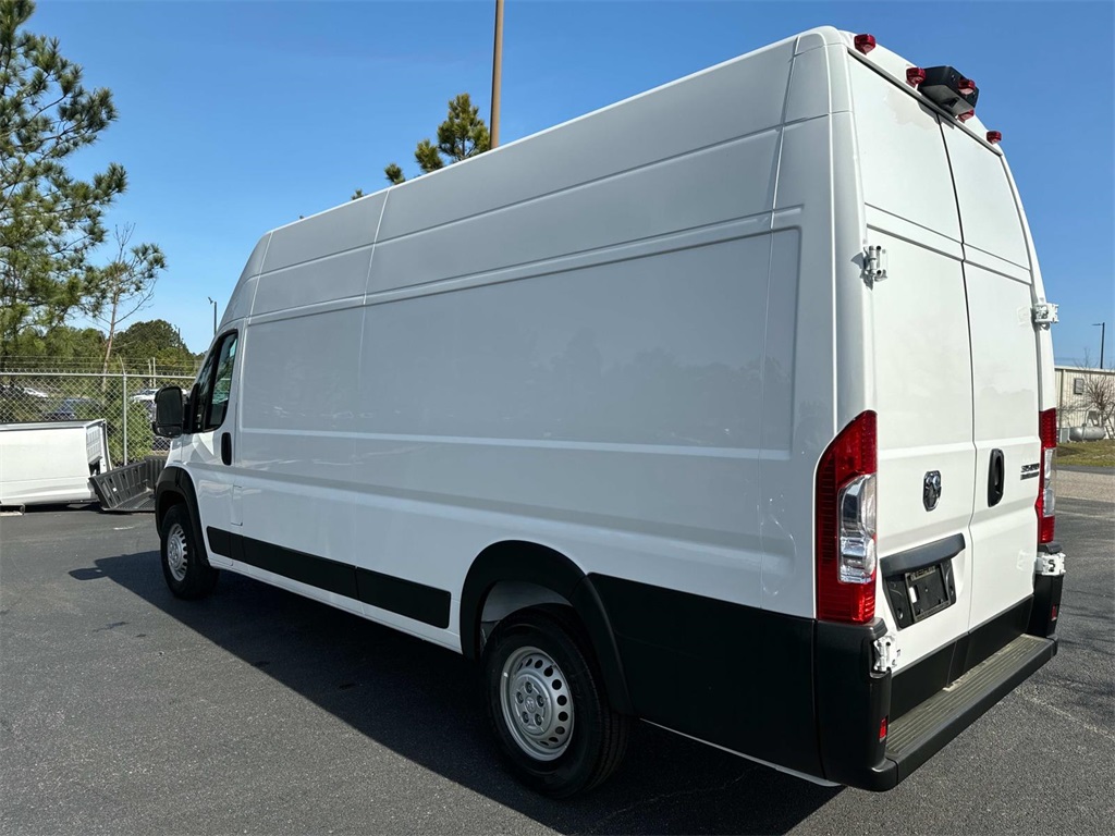 2024 Ram ProMaster 3500 photo 4