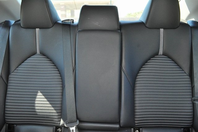 2023 Toyota Camry SE photo 13