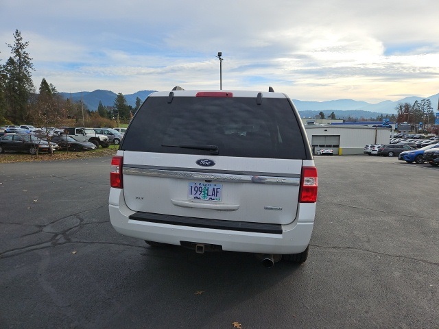 2017 Ford Expedition EL XLT photo 3