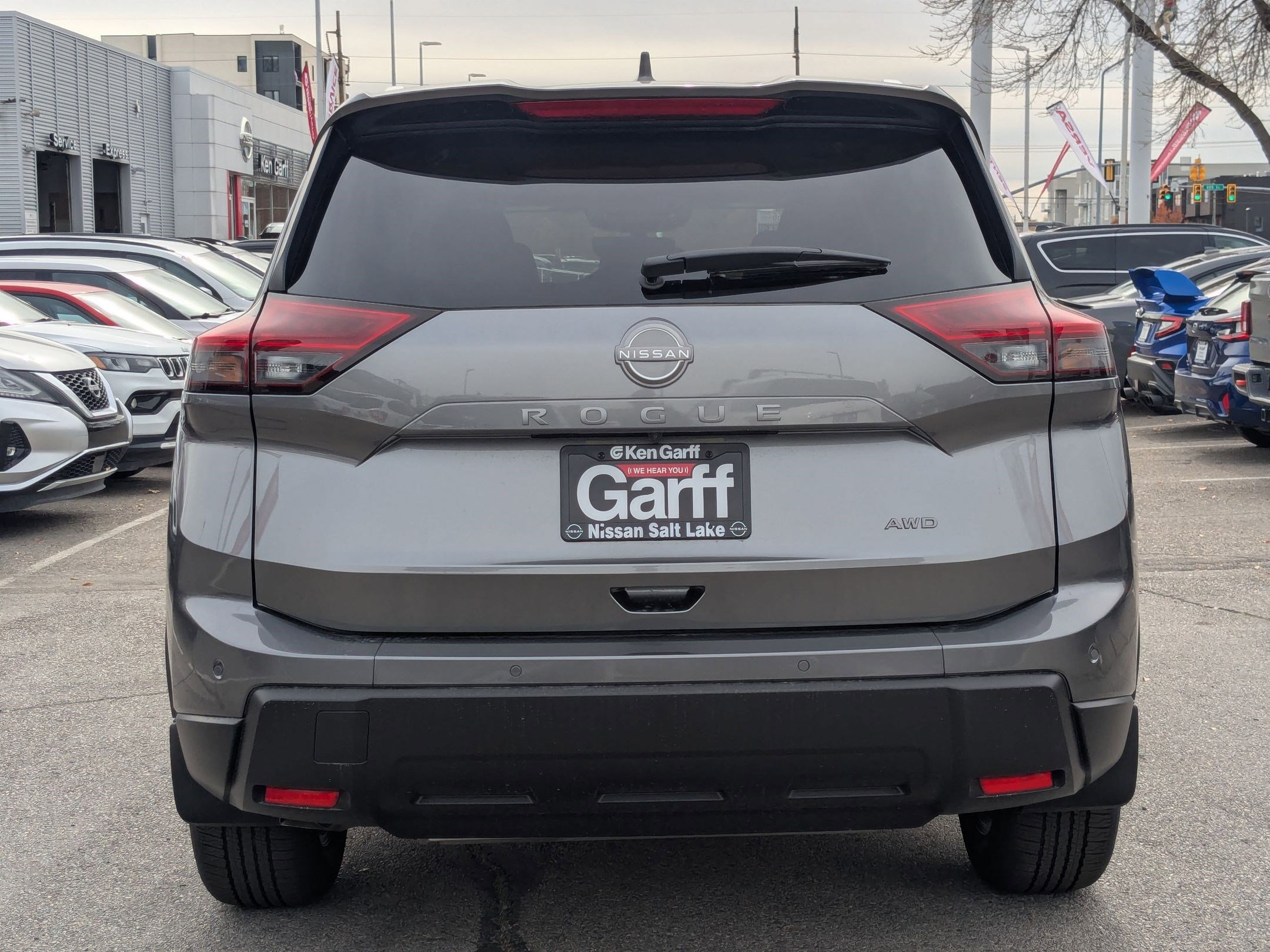 2026 Nissan Rogue SV photo 4