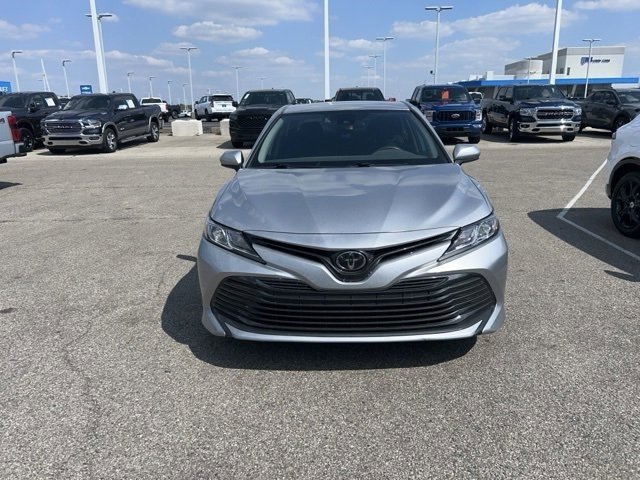 2020 Toyota Camry LE photo 2