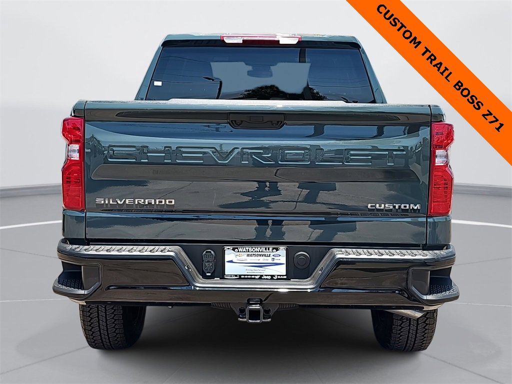 2025 Chevrolet Silverado 1500 Custom Trail Boss photo 4
