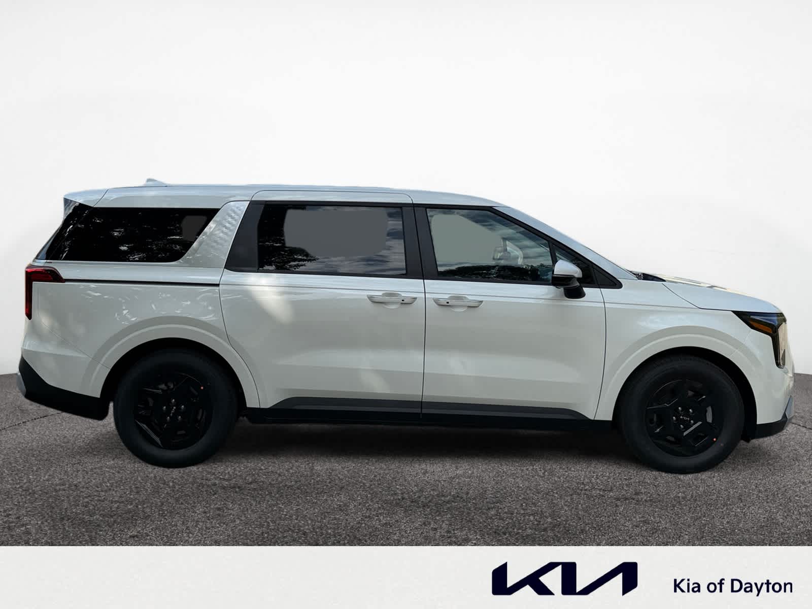 2026 Kia Carnival LX photo 4
