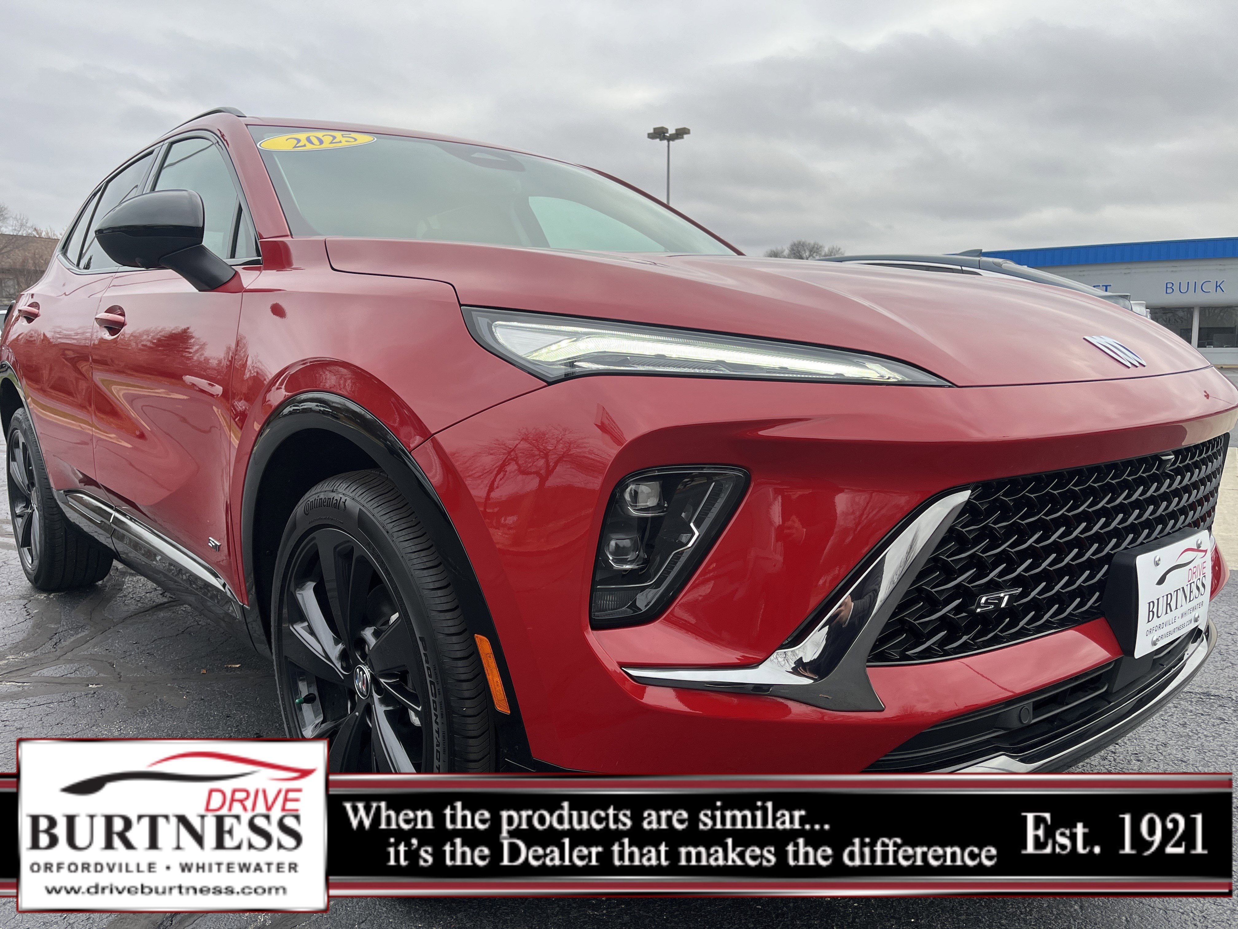 2025 Buick Envision Sport Touring's photo