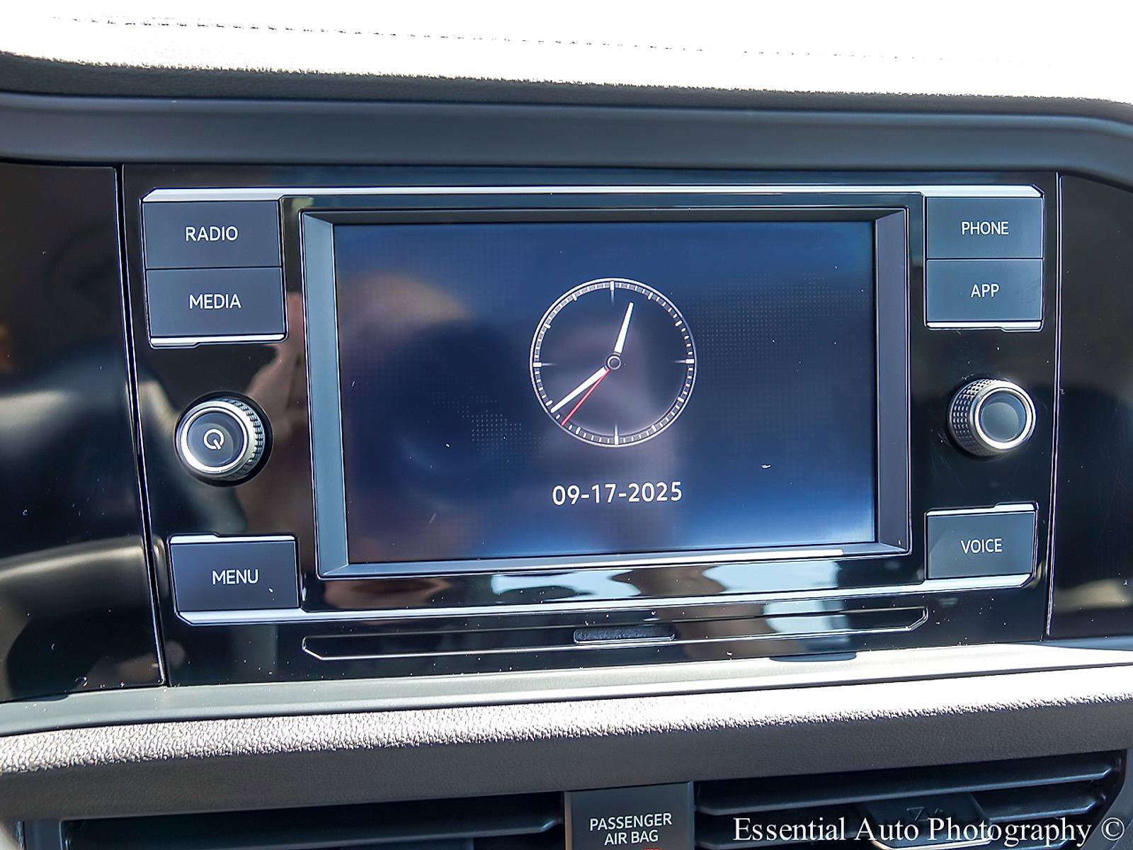 2022 VOLKSWAGEN JETTA - Image 15