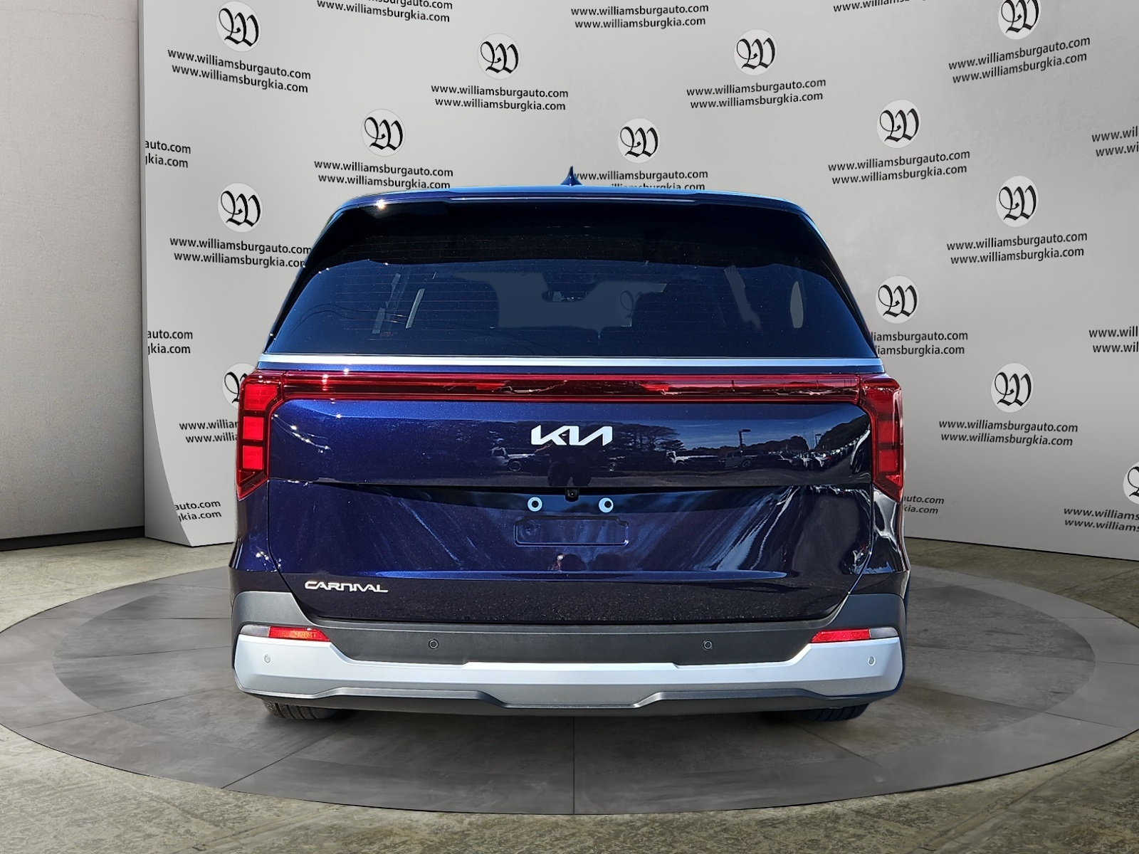 2026 Kia Carnival LX photo 4