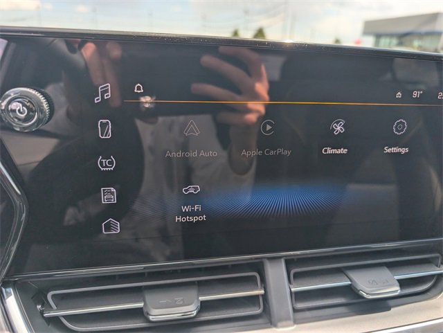 2025 Chevrolet Trax LT photo 16