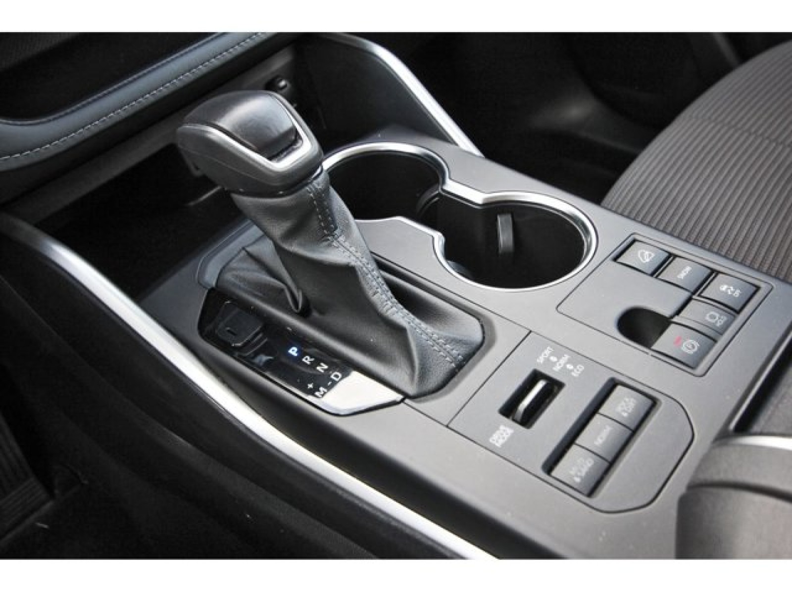 2024 Toyota Highlander LE Black at Robbins Nissan