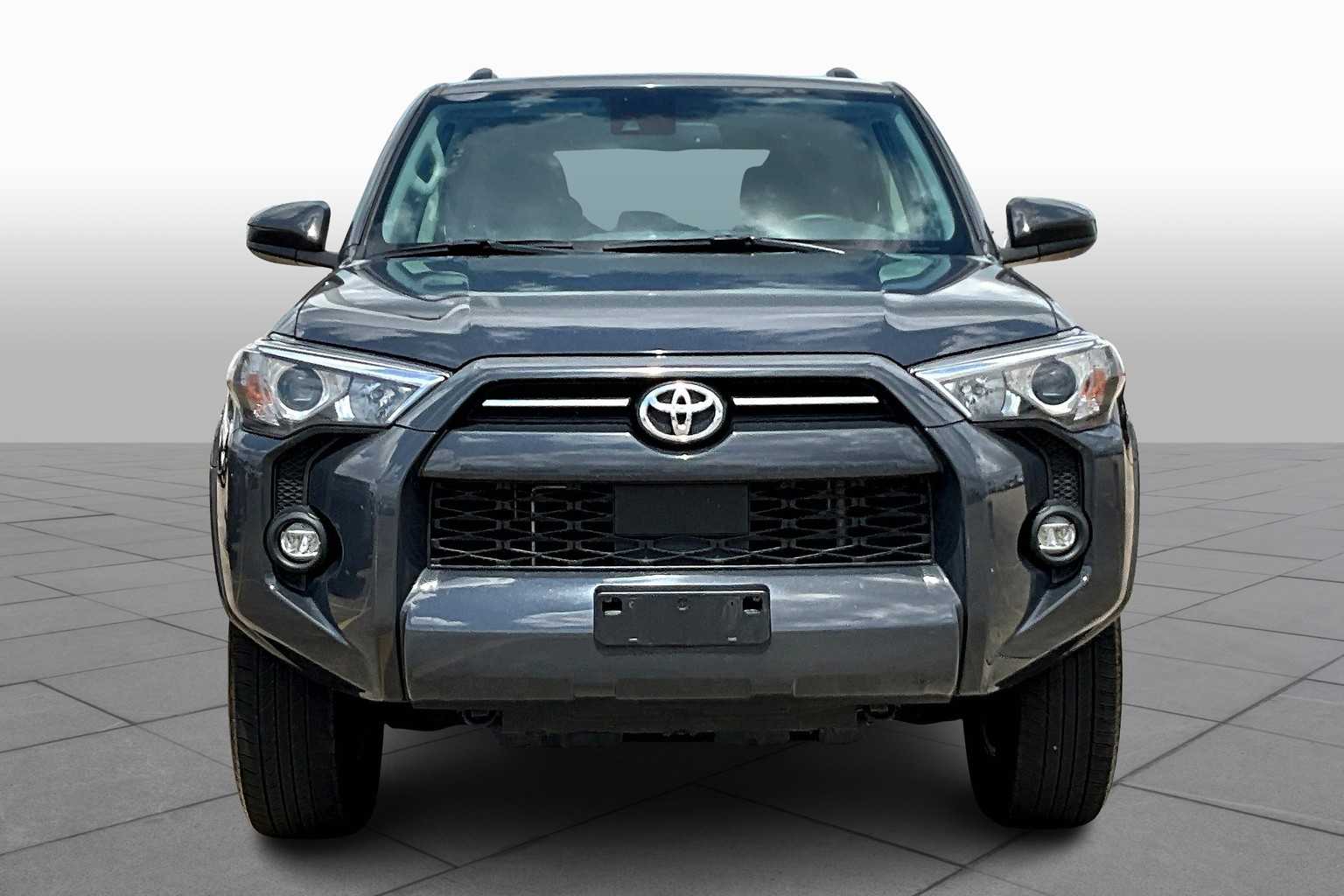 2024 Toyota 4Runner SR5 photo 3