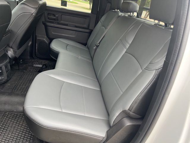 2022 Ram 5500 photo 8