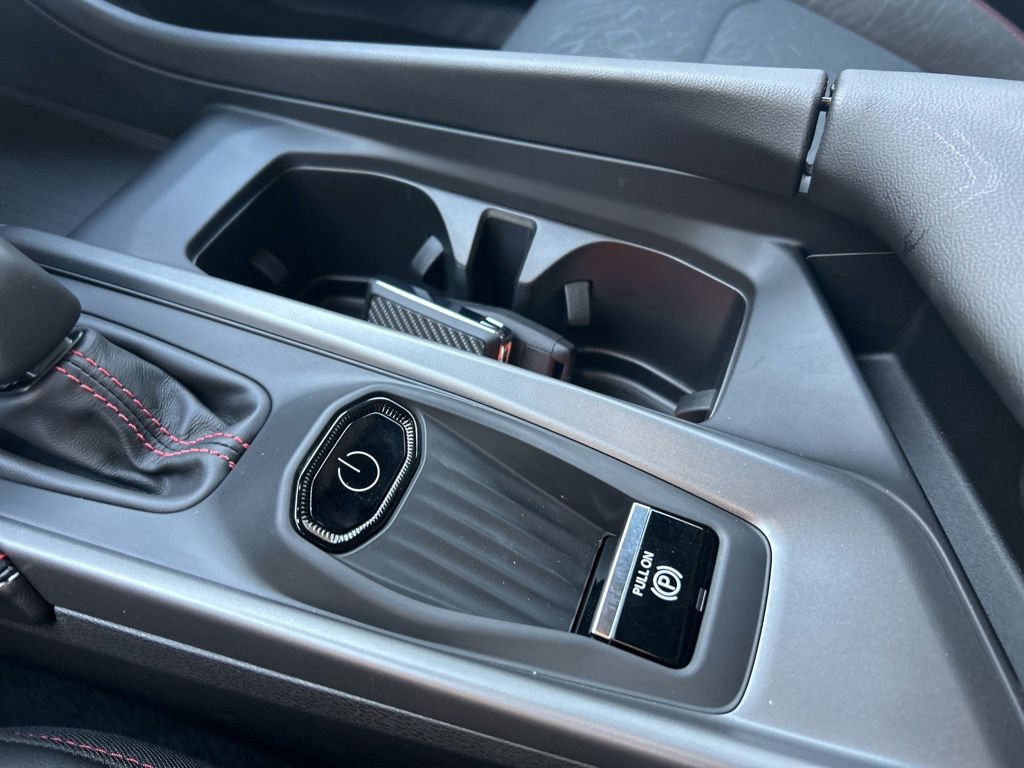 2025 Dodge Charger R/T photo 9