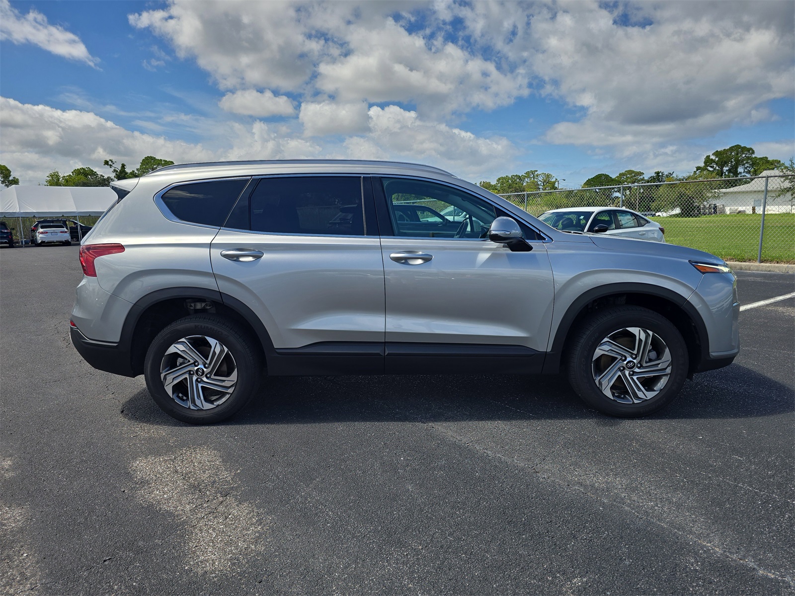 2023 Hyundai Santa Fe SEL photo 3