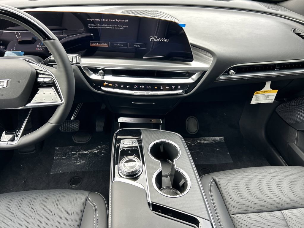 2026 Cadillac Lyriq Luxury photo 15