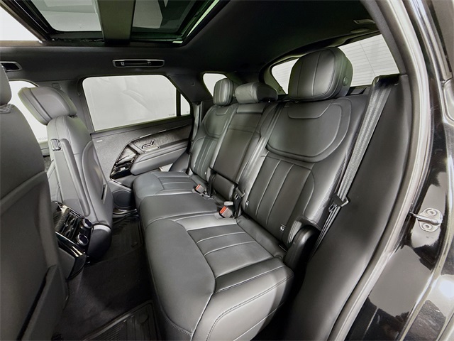 2025 Land Rover Range Rover Sport SE photo 20