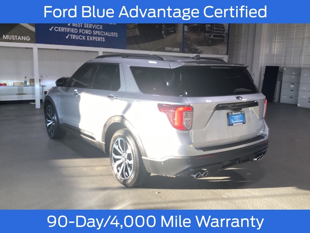 2021 Ford Explorer ST photo 3