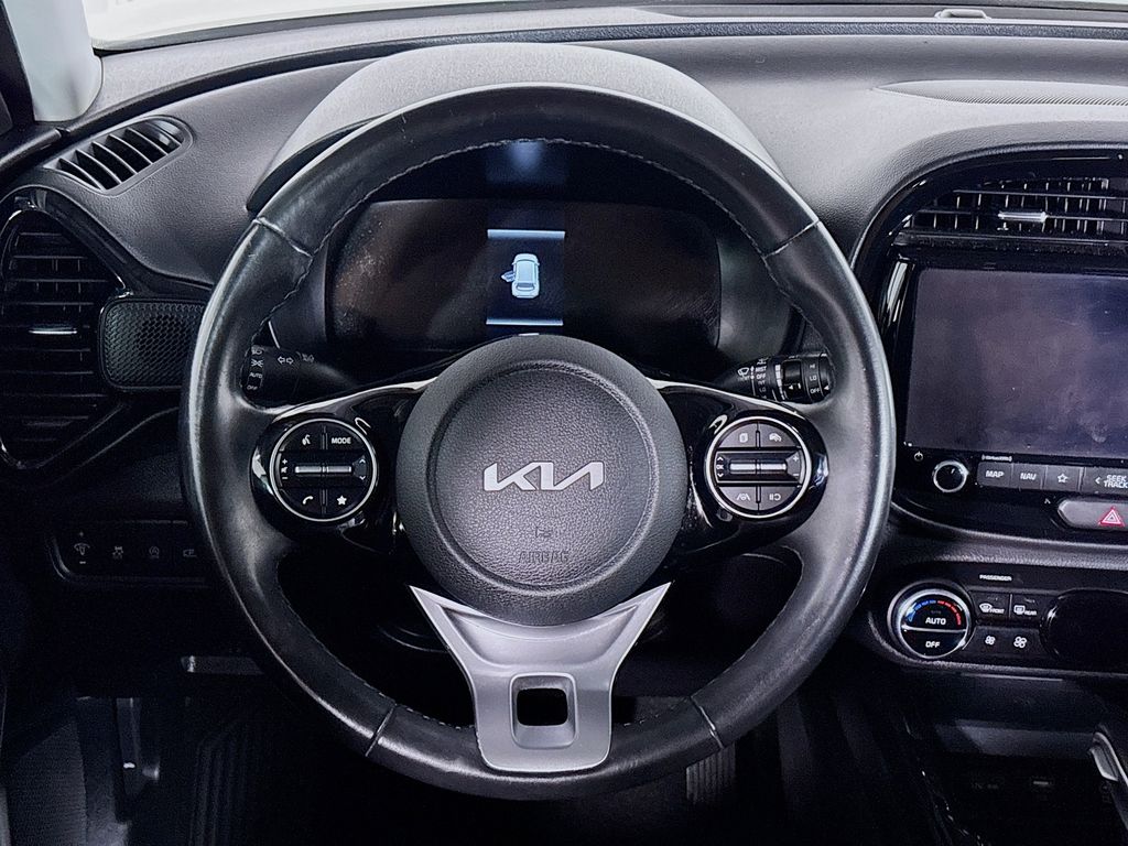 2023 Kia Soul EX photo 13
