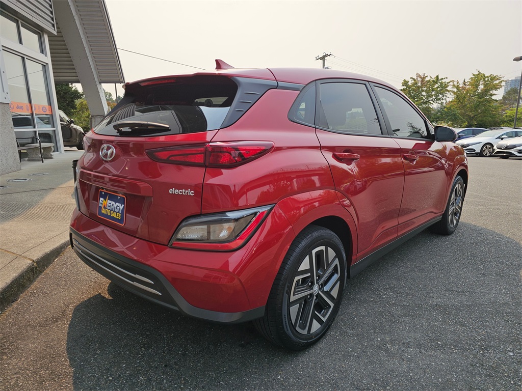2022 Hyundai Kona Electric SEL photo 7