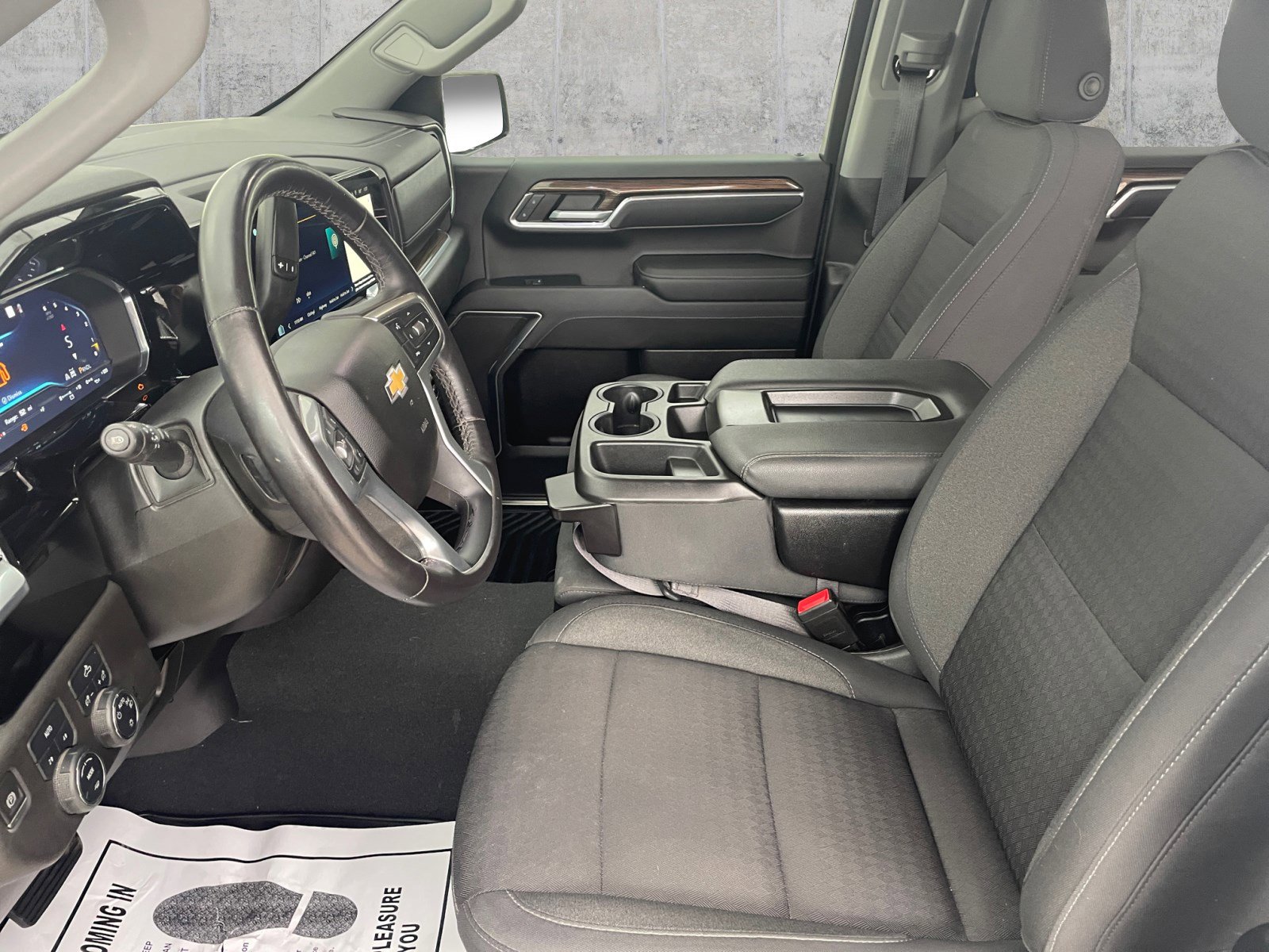 2022 Chevrolet Silverado 1500 LT photo 14