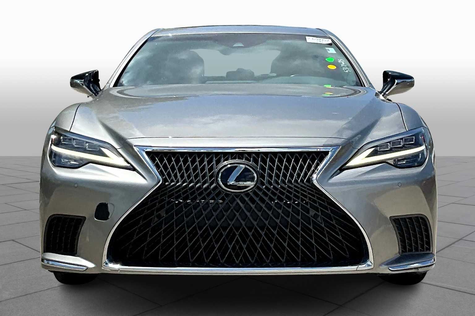 2021 Lexus LS 500 photo 3
