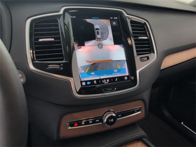 2024 Volvo XC90 Plus photo 22