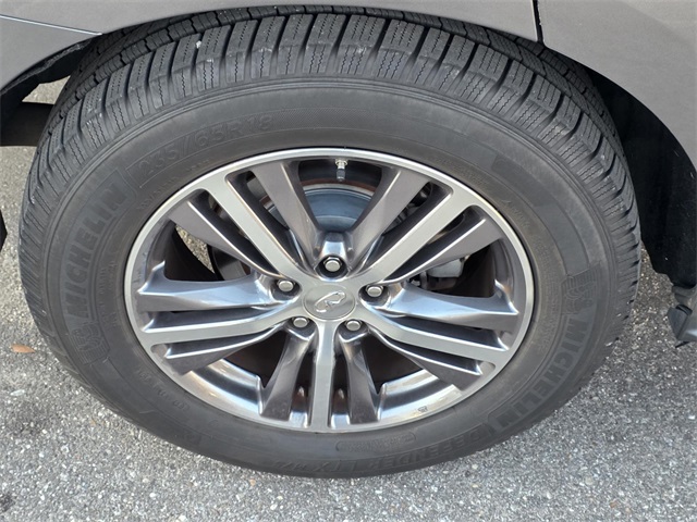 2017 Infiniti QX60 Base photo 3