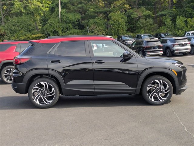 2026 Chevrolet Trailblazer RS photo 2