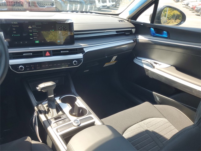 2026 Kia K5 LXS photo 10