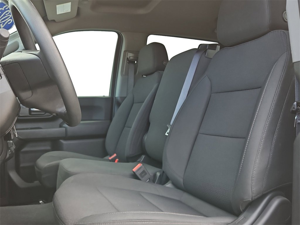 2023 Chevrolet Silverado 2500HD Custom photo 27