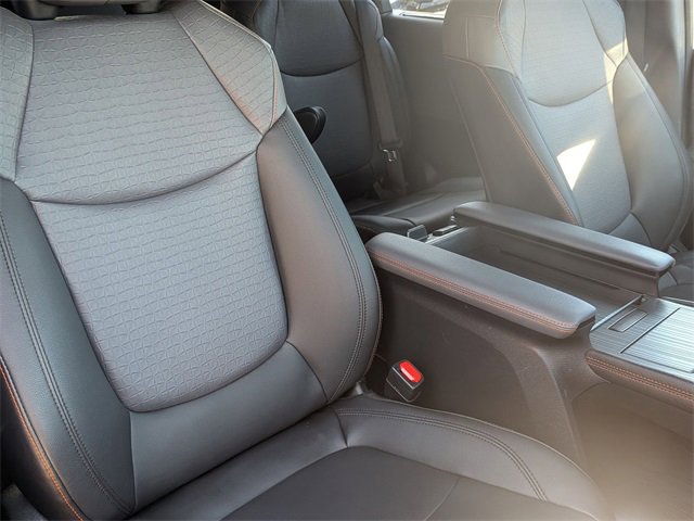 2022 Toyota Sienna XSE photo 36