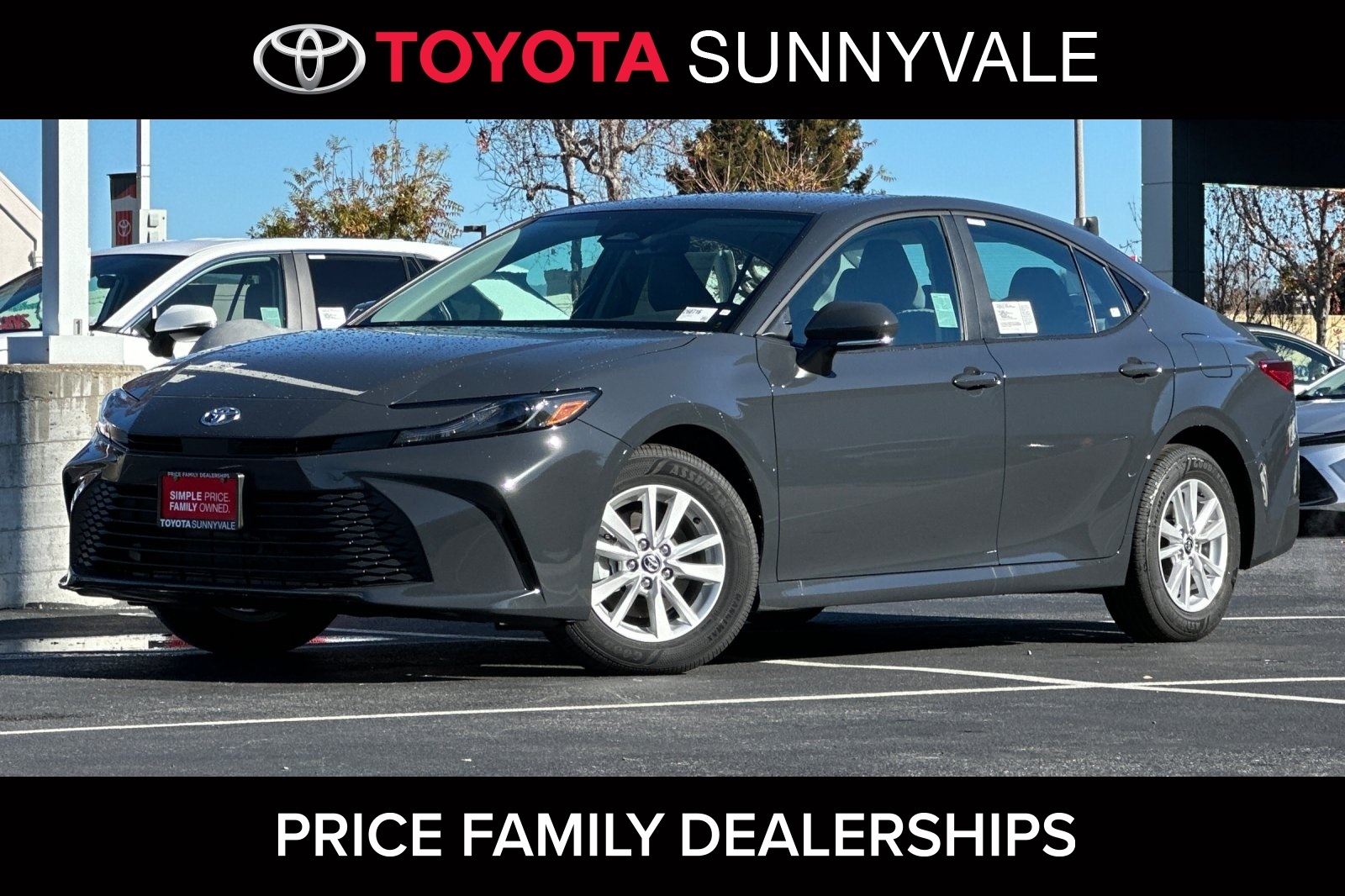 2026 Toyota Camry LE's photo