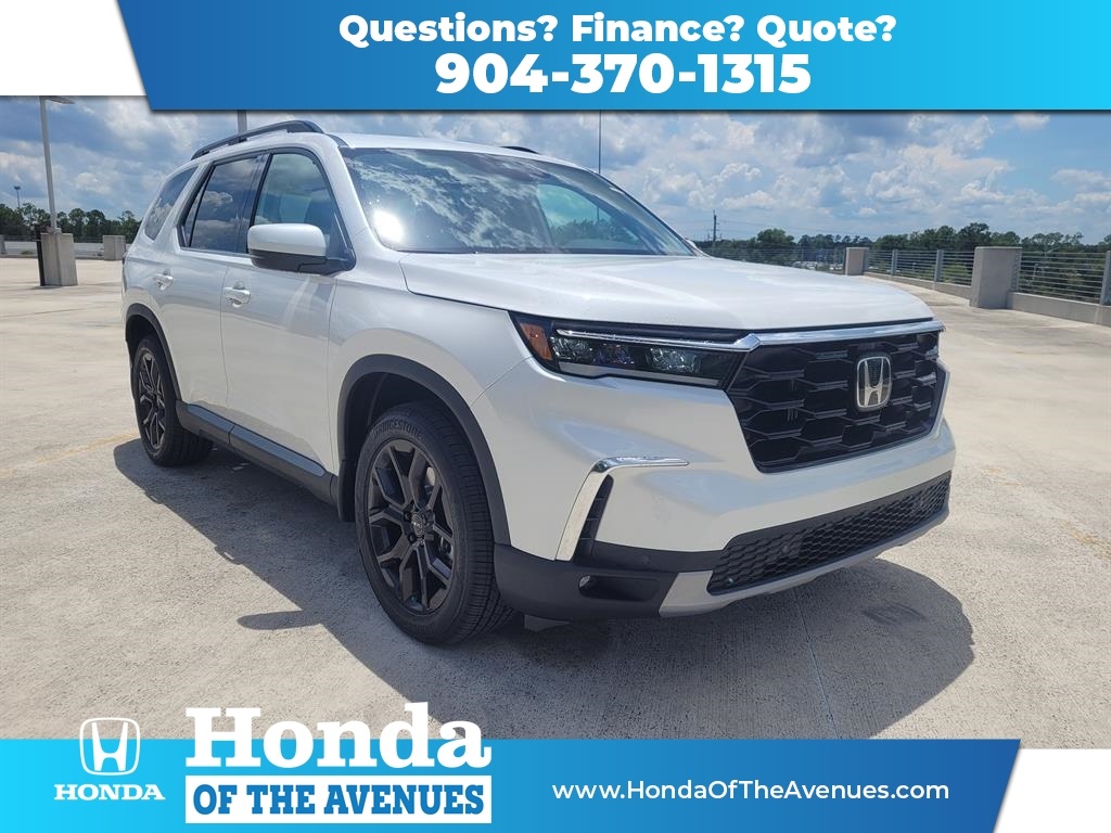 2025 Honda Pilot Touring's photo