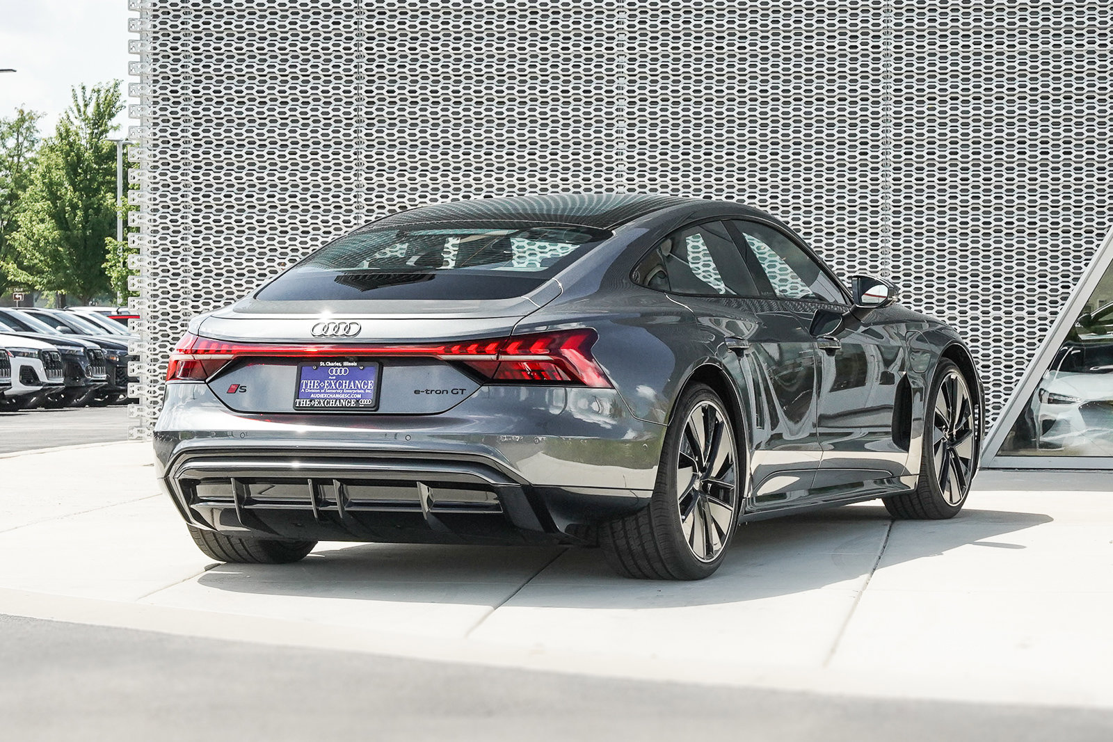 2025 Audi e-tron GT Prestige photo 3