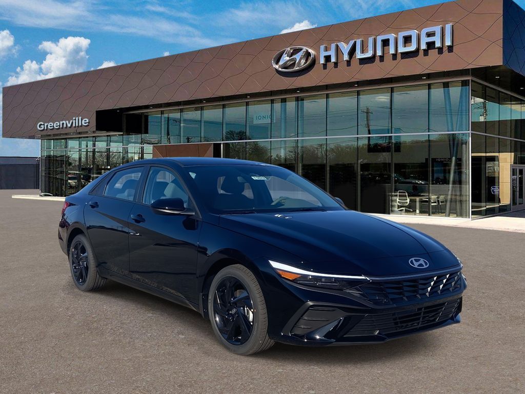 2026 Hyundai Elantra SEL's photo