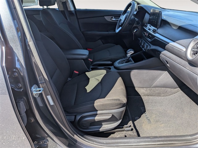 2021 Kia Forte FE photo 27