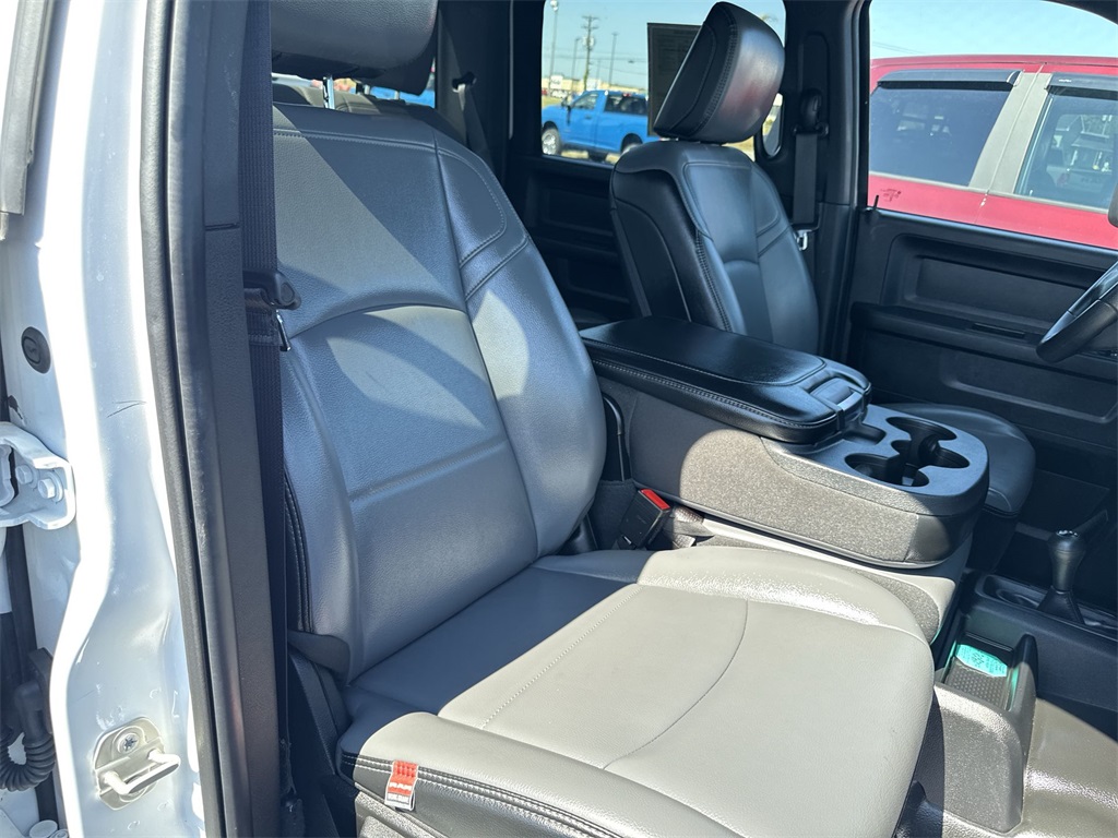 2024 Ram 2500 Tradesman photo 28