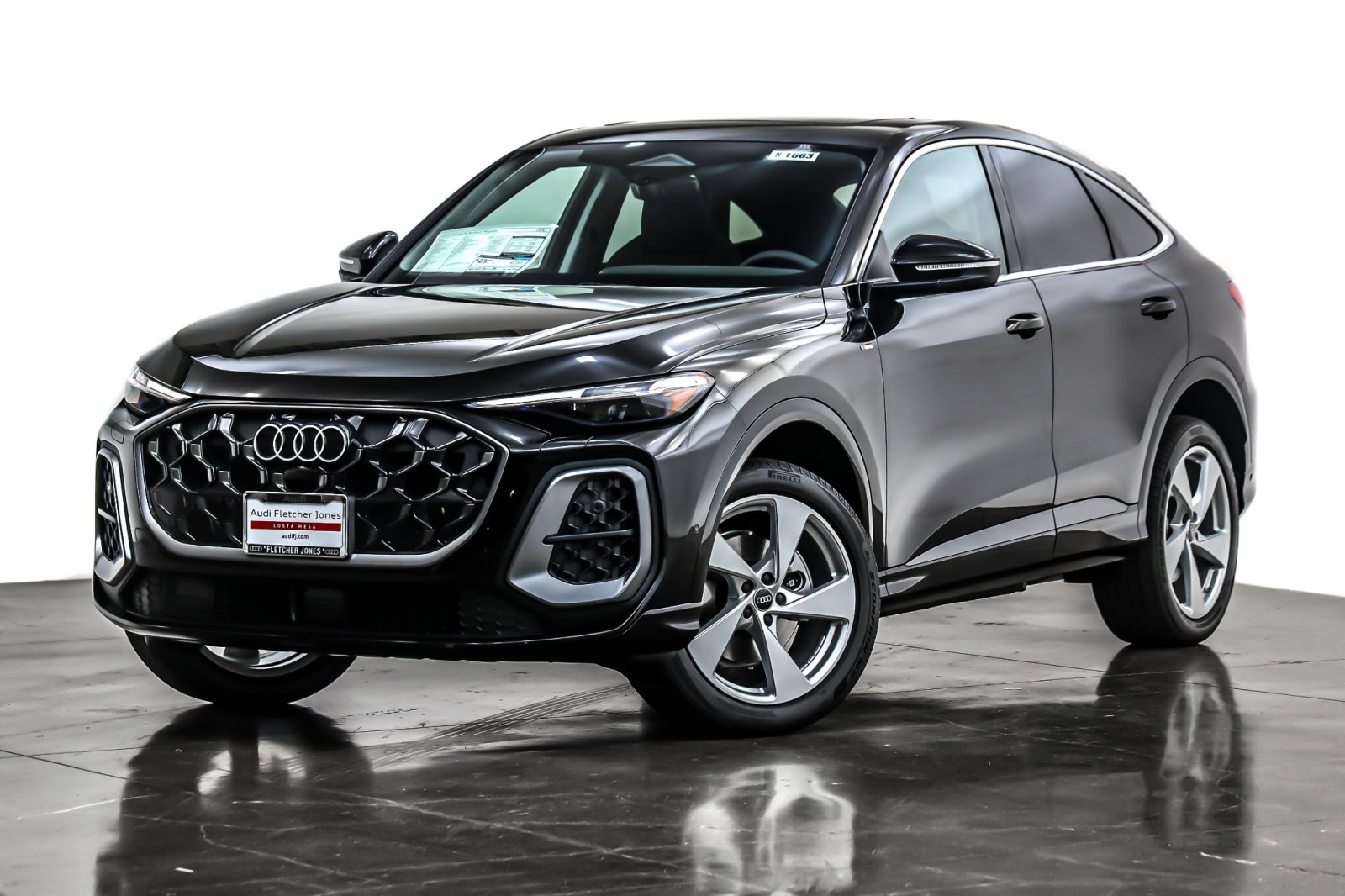 2025 Audi New Q5 Sportback Premium Plus's photo